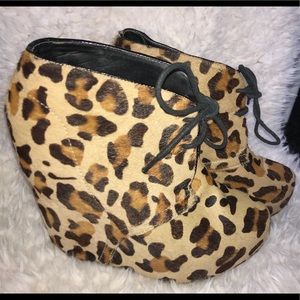 “ANNIE” CHEETAH BOOTIES BY STEVE MADDEN SIZE 8.5
